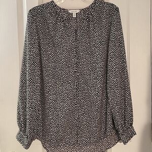 Super Cute Nine West blouse